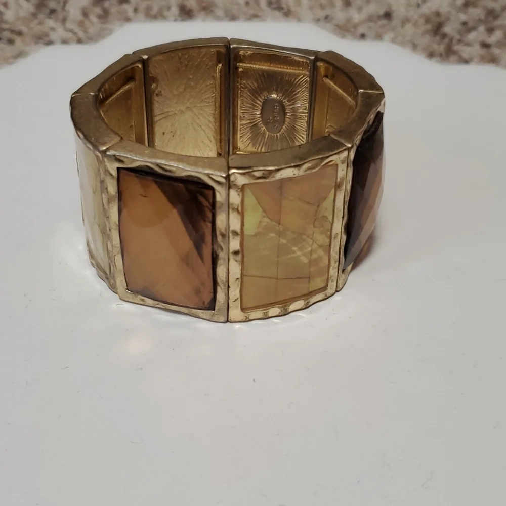 Lia Sophia Stretchable Bracelet NWOT